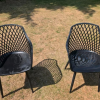 Zwarte kuipstoelen